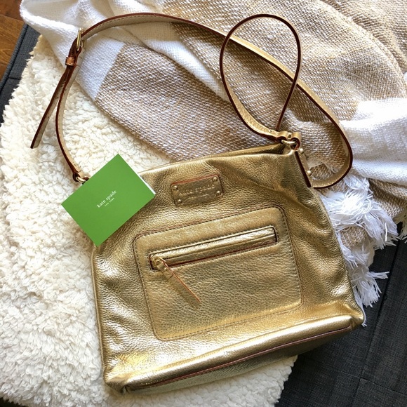kate spade Handbags - NWOT Kate Spade Gold Crossbody